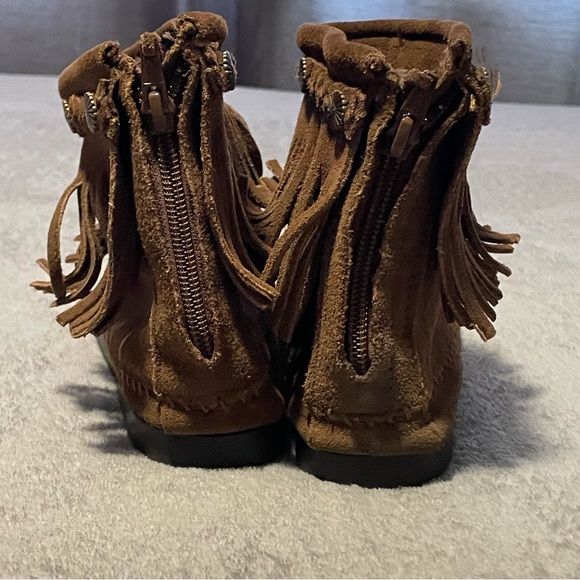 Minnetonka vintage suede fringe ankle booties size 7 brown - Picture 7 of 9